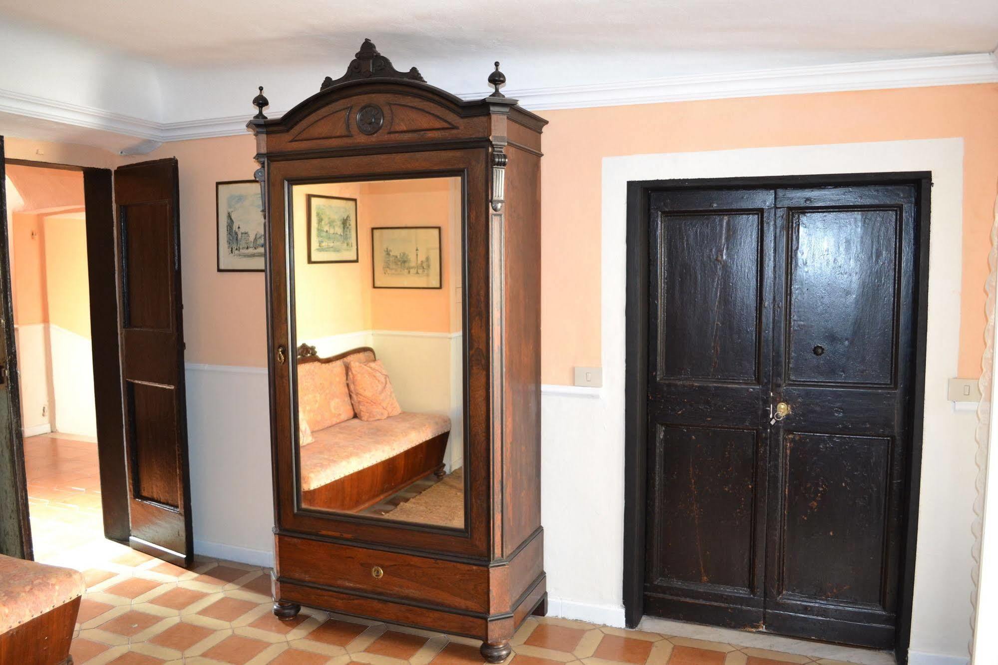 سارزانا Corte Palazzo Picedi Benettini المظهر الخارجي الصورة